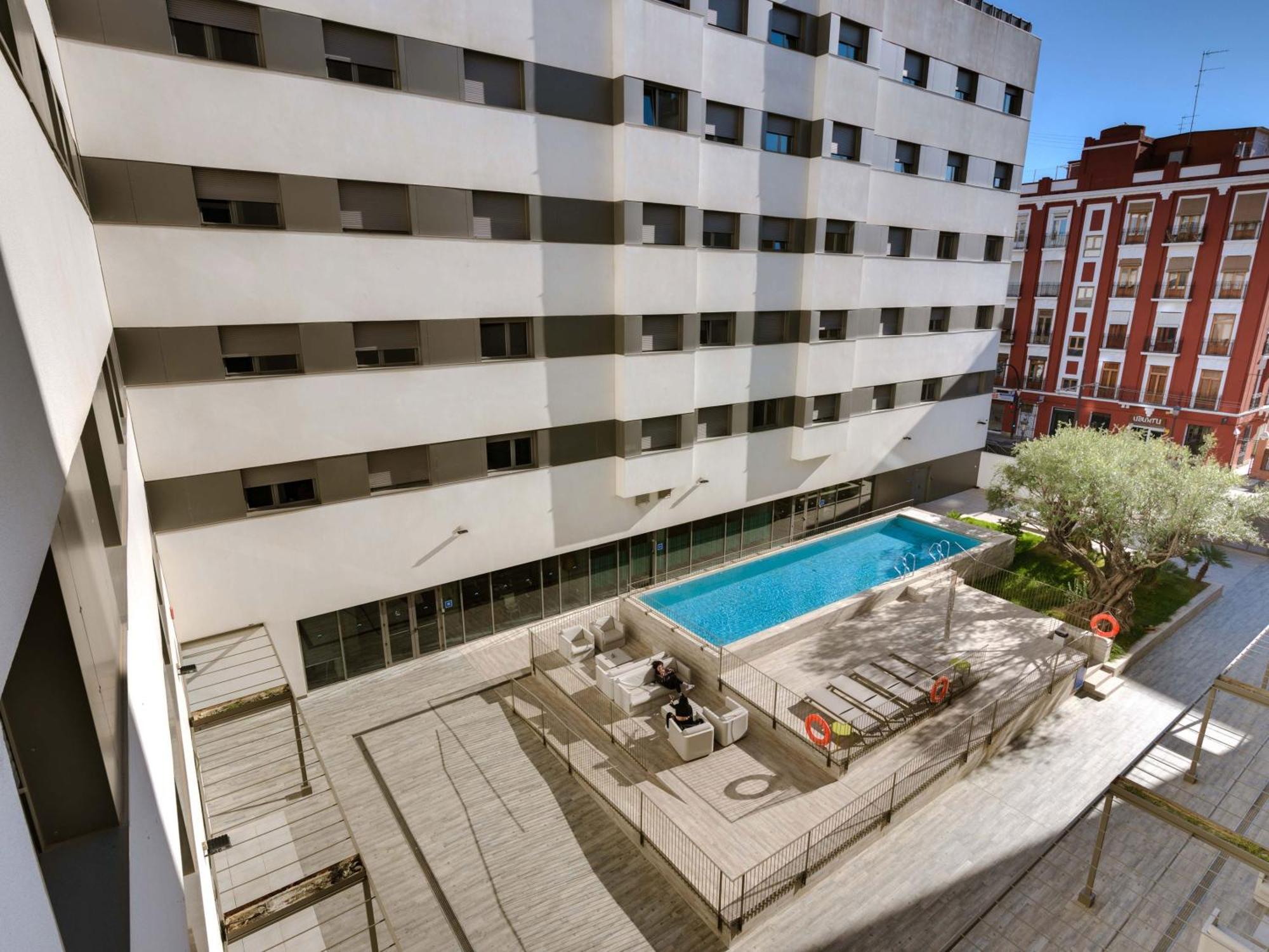 Livensa Living Studios Valencia Marina Real Hotel-Apartamento ภายนอก รูปภาพ