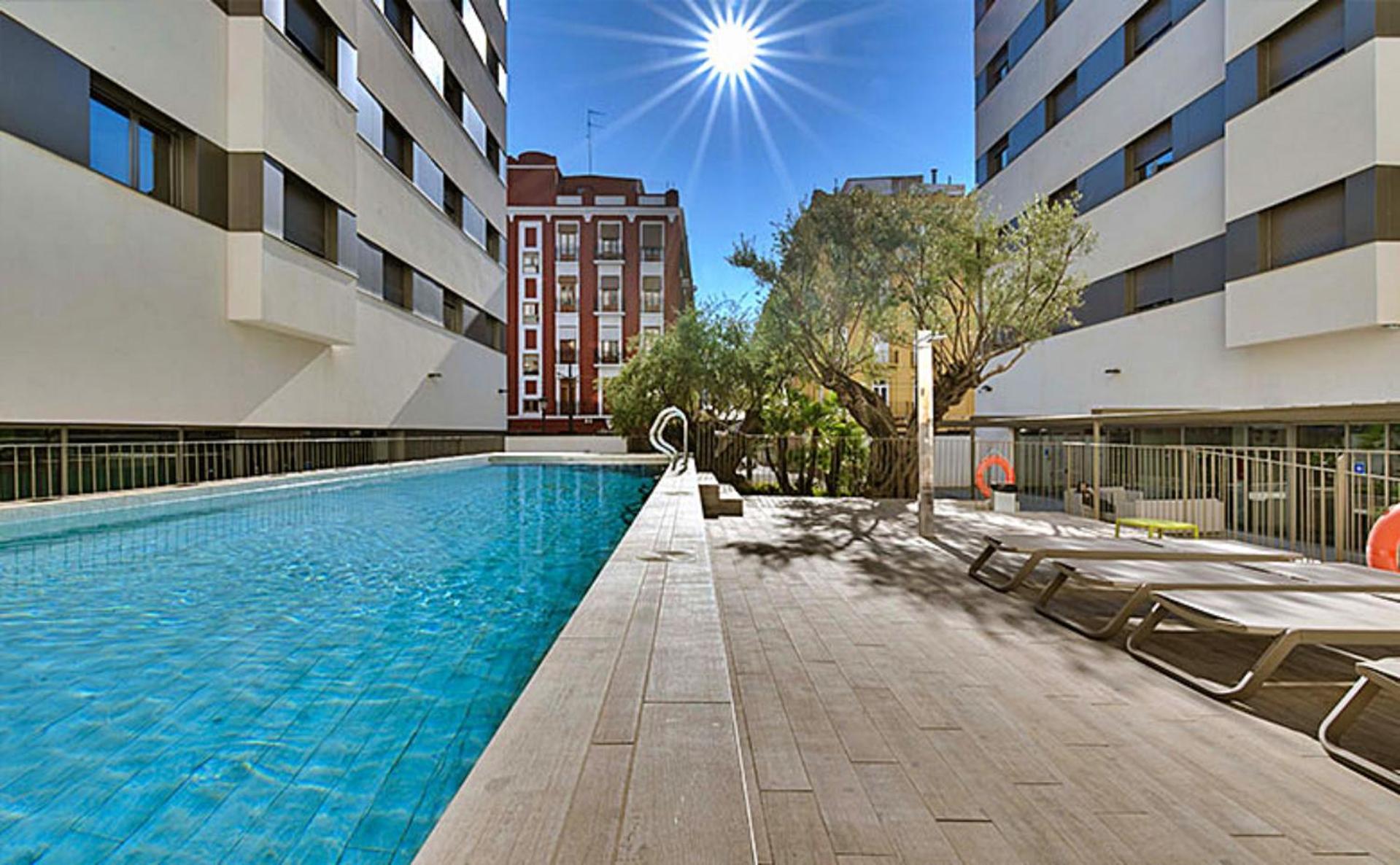 Livensa Living Studios Valencia Marina Real Hotel-Apartamento ภายนอก รูปภาพ