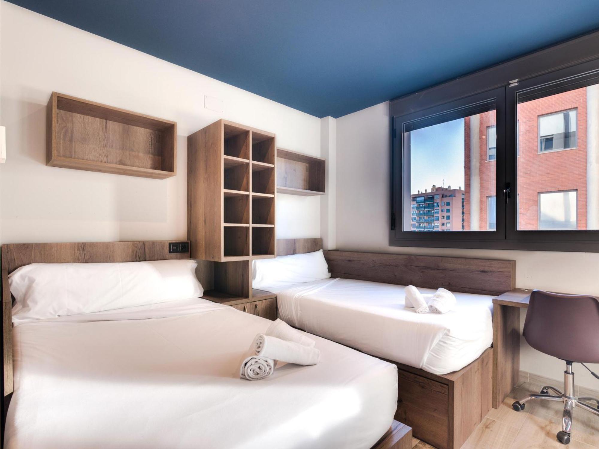 Livensa Living Studios Valencia Marina Real Hotel-Apartamento ภายนอก รูปภาพ