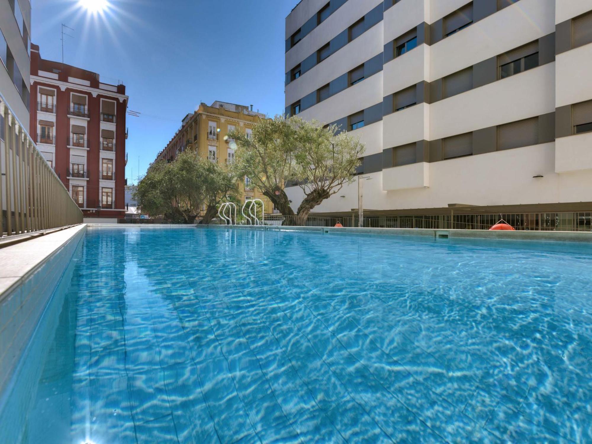 Livensa Living Studios Valencia Marina Real Hotel-Apartamento ภายนอก รูปภาพ