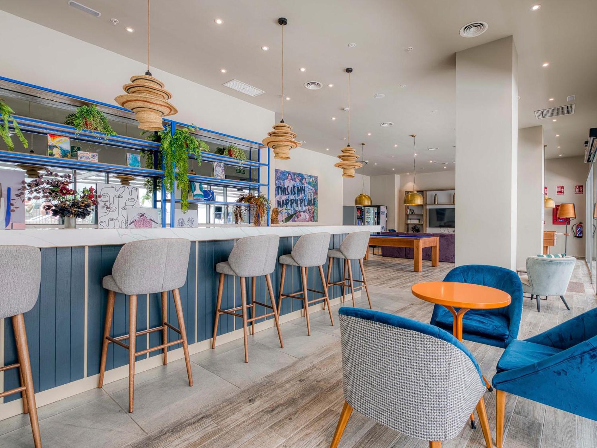 Livensa Living Studios Valencia Marina Real Hotel-Apartamento ภายนอก รูปภาพ